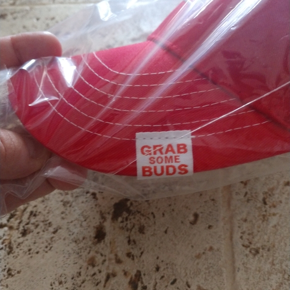 Velcro cap - Picture 4 of 5